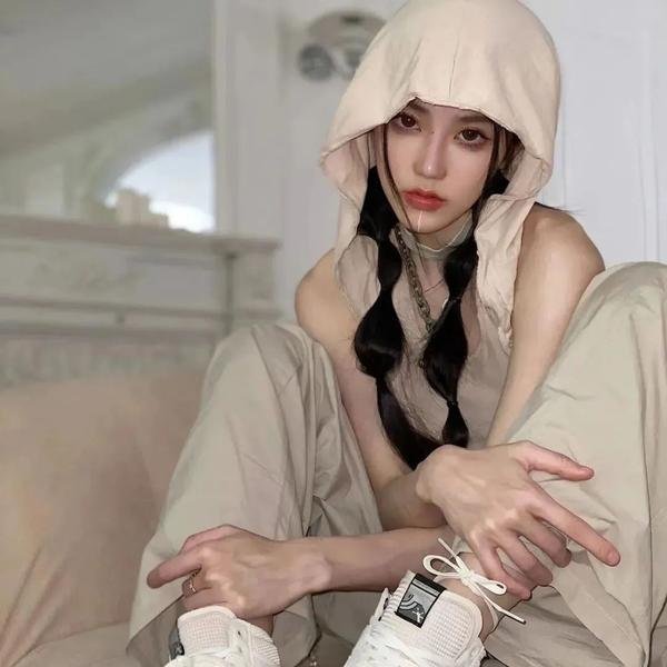 《第一次遇见花香的那刻》封面
